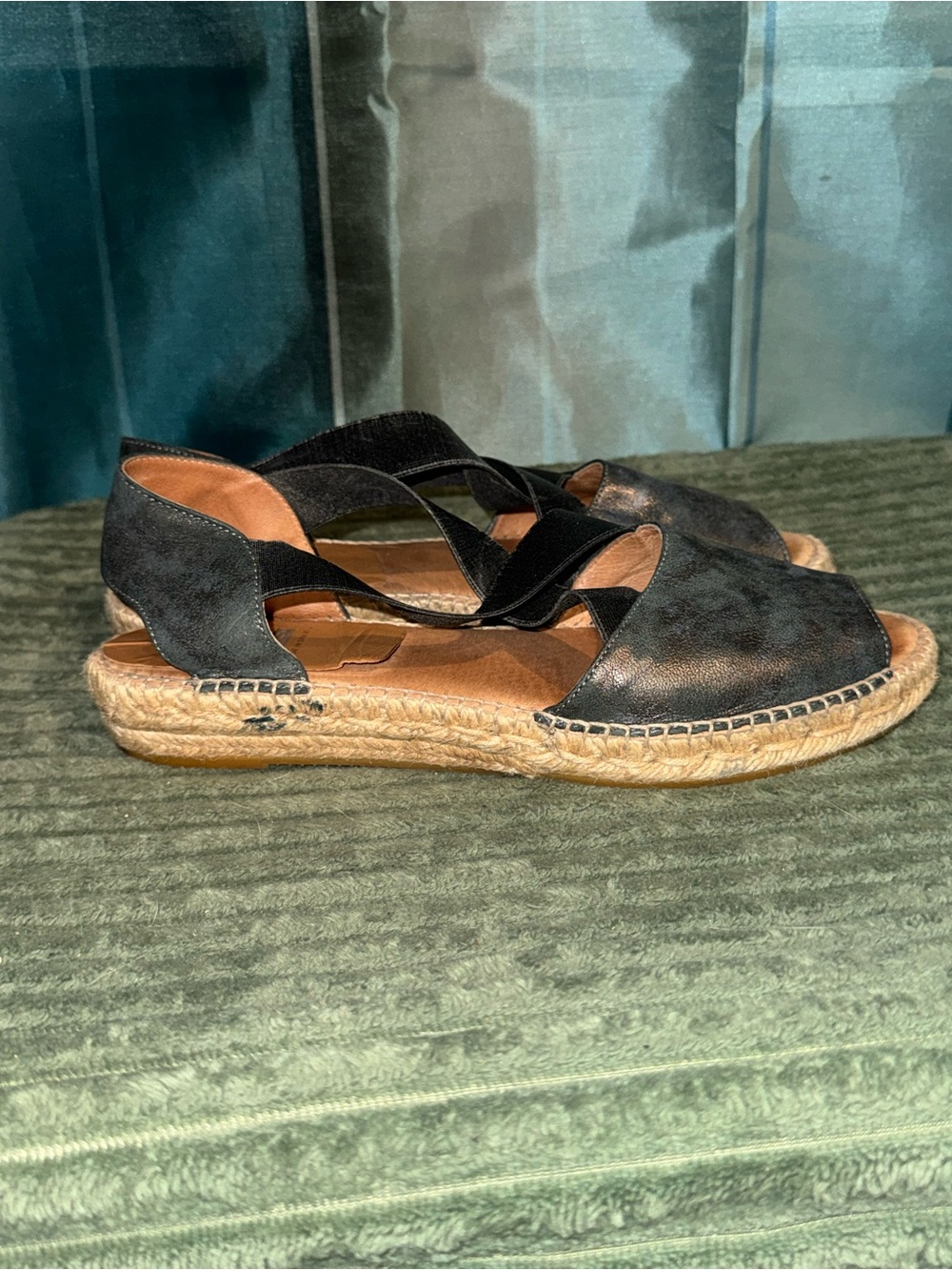 kanna Black Leather Espadrille Sandals with Elastic Cross Straps